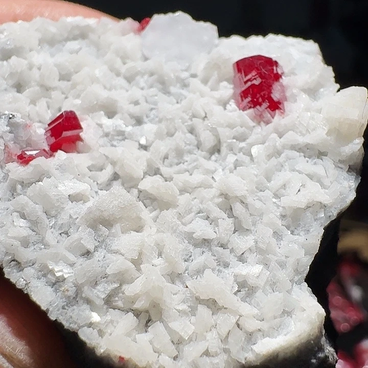 生***识天然辰砂天然朱砂原石晶体