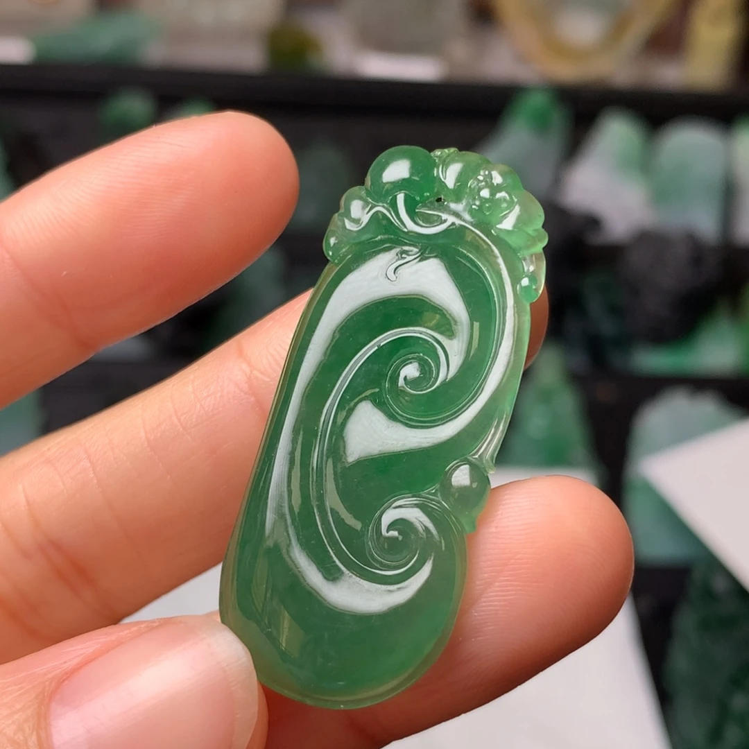 定制翡翠未镶嵌翡翠