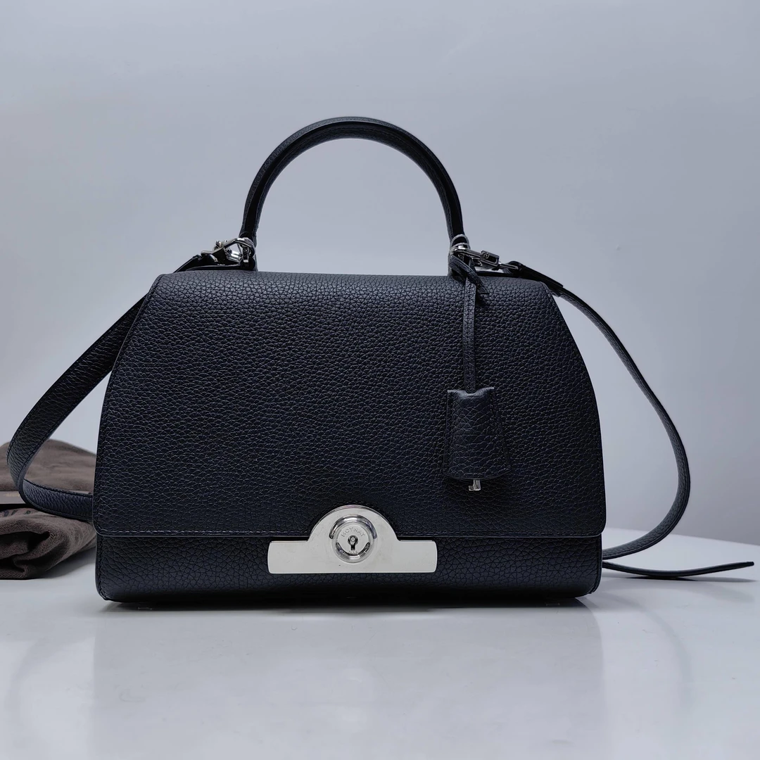 胖虎熙少/摩奈/95新/公价0/箱包/斜挎包/312502220102