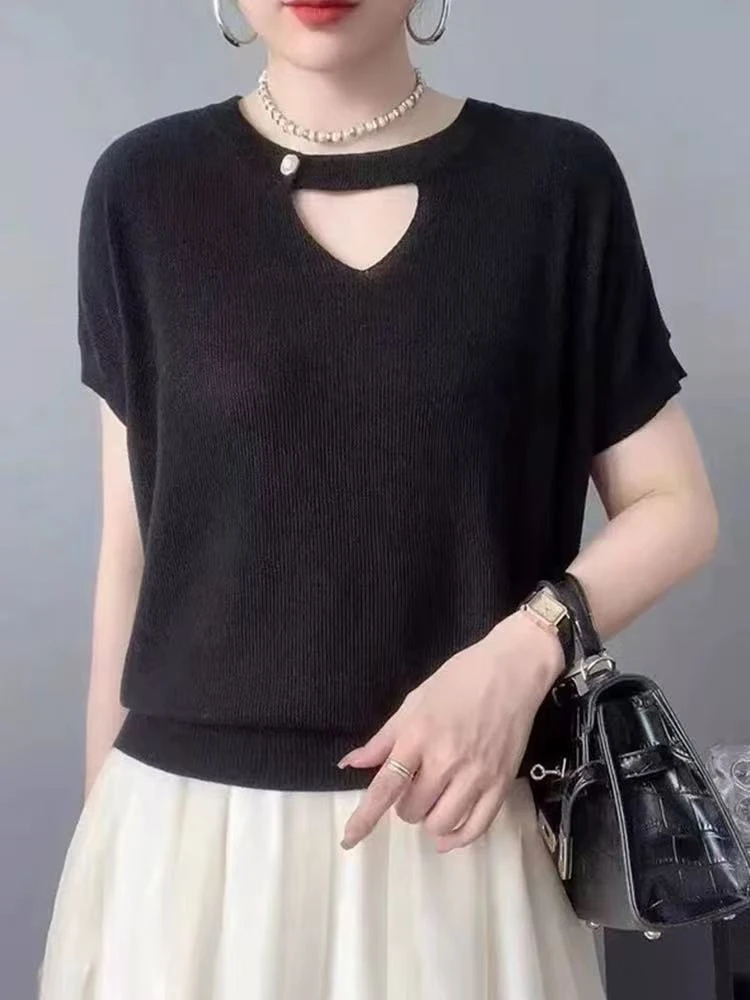 张金家显瘦减龄上衣镂空领小衫H126款