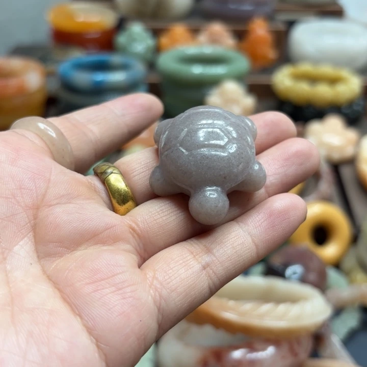 石英岩玉合金颈饰