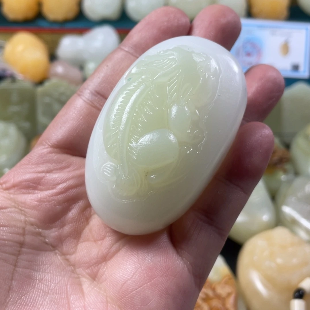 石材天然方解石手把件不退换