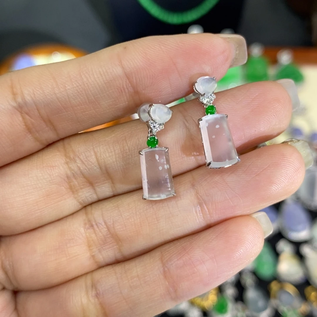 翡翠18K金镶嵌颈饰A货翡翠