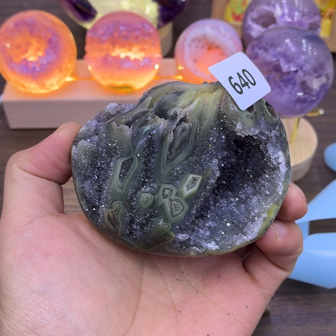 大型摆件（非配饰）紫晶未镶嵌