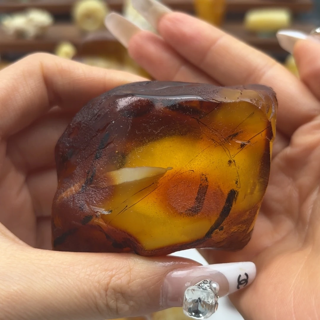 品***。定制琥珀未镶嵌不退不换