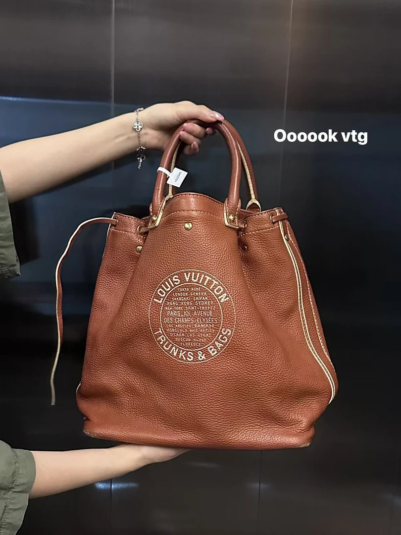 95新 LouisVuitton/路易威登 CS6709  LV路易威登脏橘色单肩包