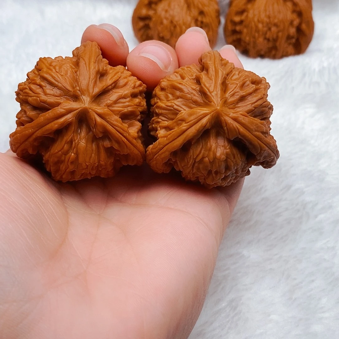 释****吊坠文玩核桃三棱