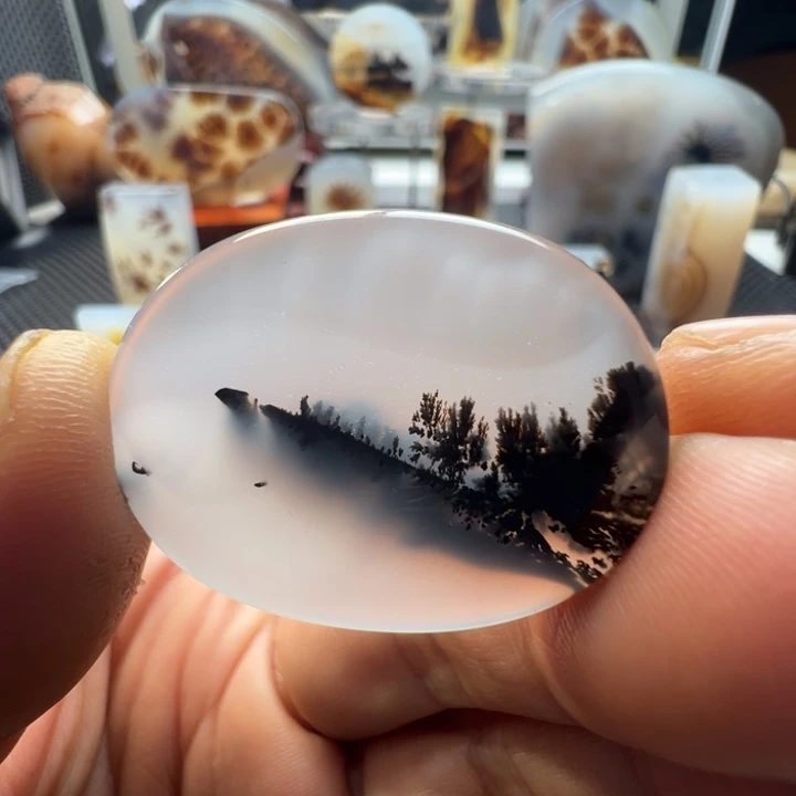 未镶嵌玛瑙/玉髓珠宝奇石