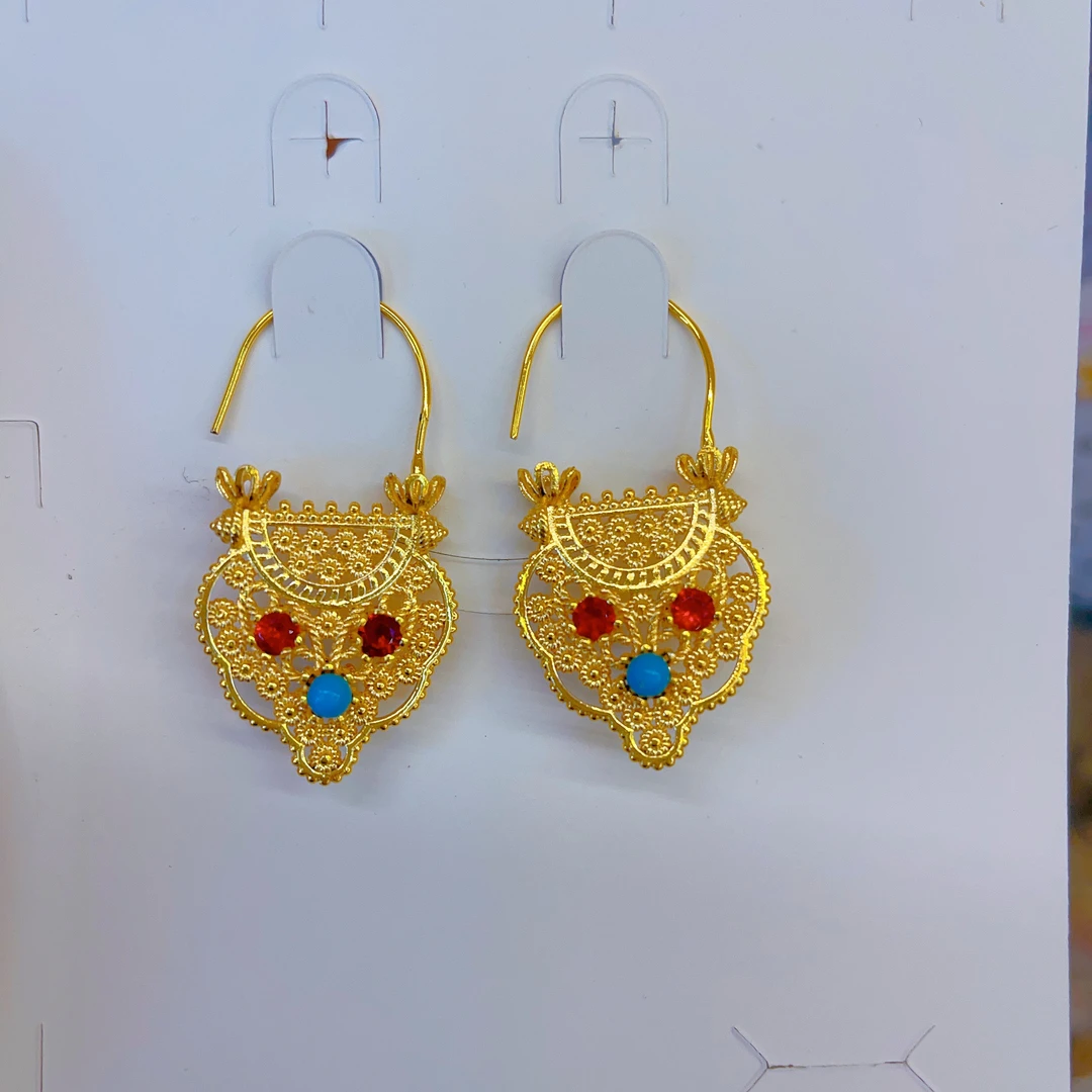 铜合金耳饰 667新款耳环爆款白搭时尚金色铜合金白搭彩色