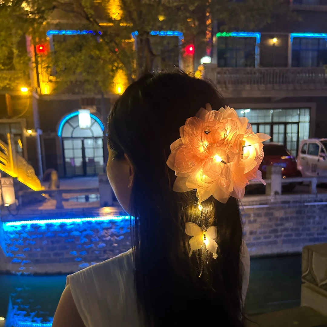 发光抓夹发夹流苏夜光旅游头饰汉服国风古装甜美蝴蝶美美的小众