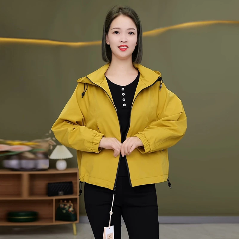 C032新款轻奢秋季短款休闲秋季外套气质减龄中年大码外套