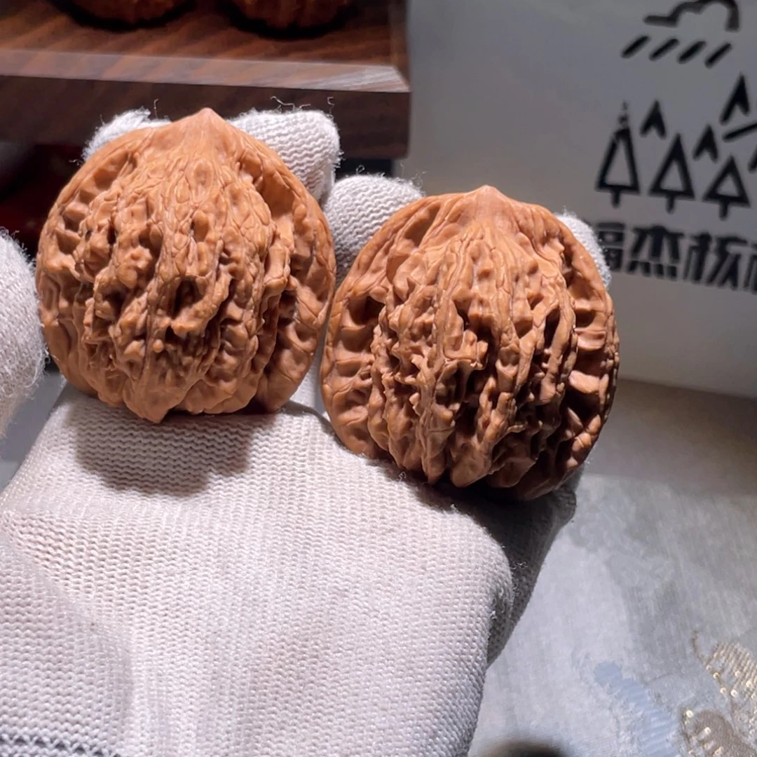 吊坠文玩核桃43 39 虎头 6692