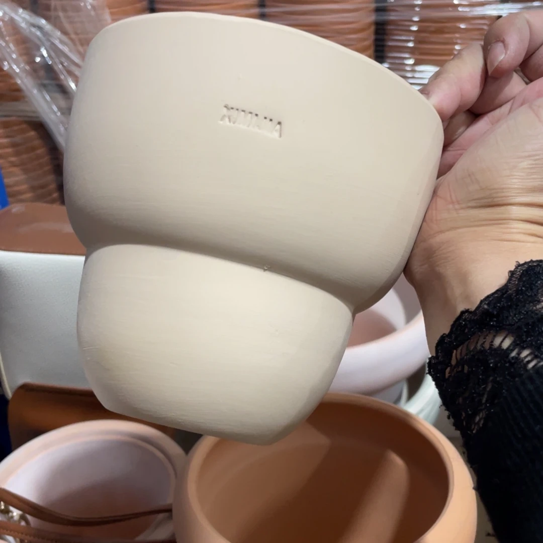 口14.5×13      样品微瑕，里面有烫痕，发1，不退不换