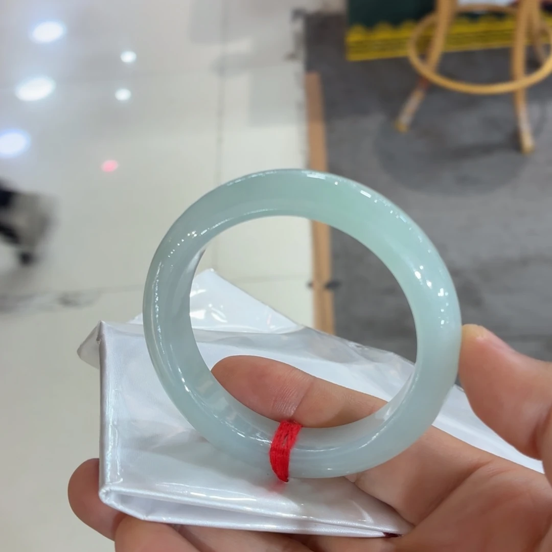 翡翠未镶嵌手镯天然缅甸翡翠手镯