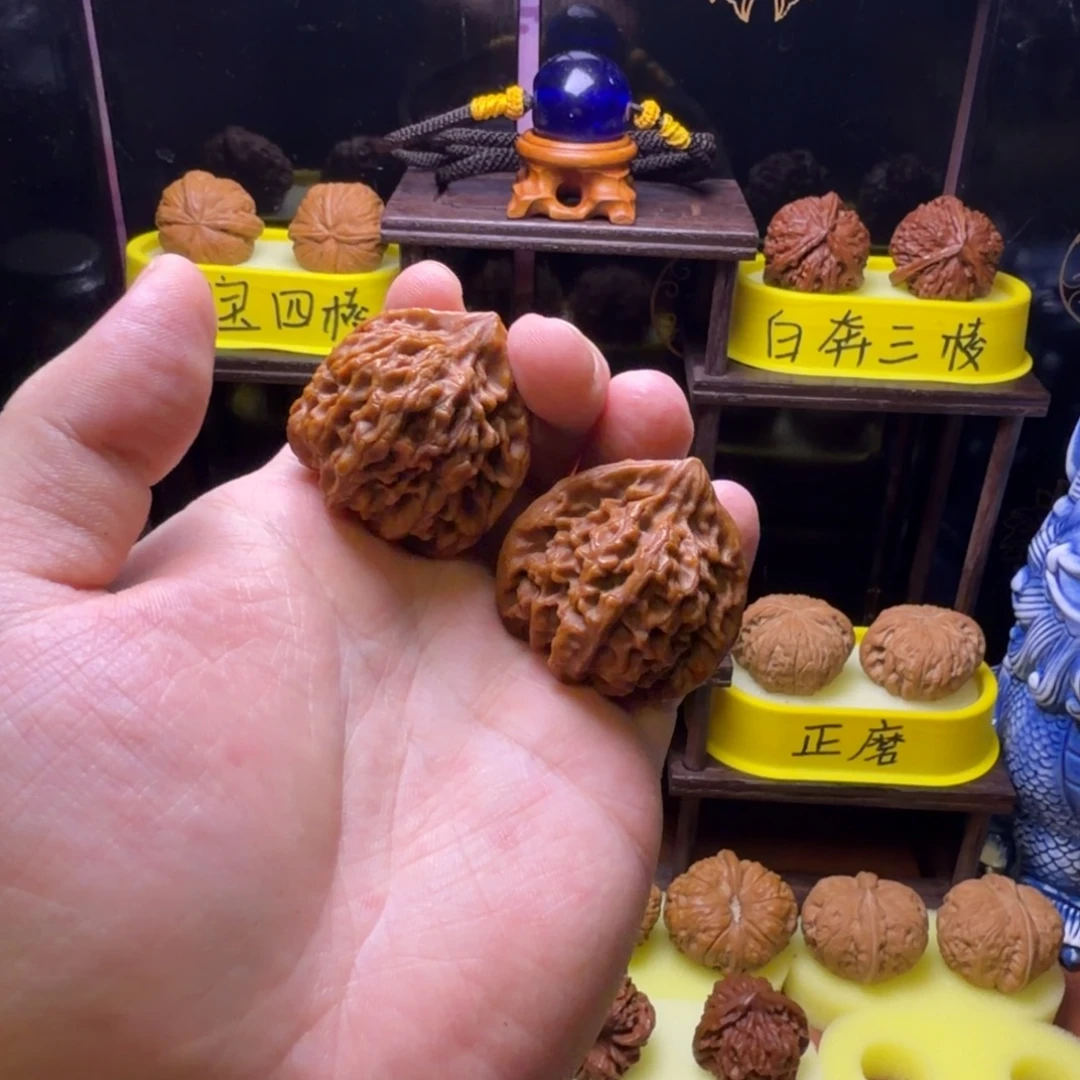 N***O吊坠文玩核桃龙门涧