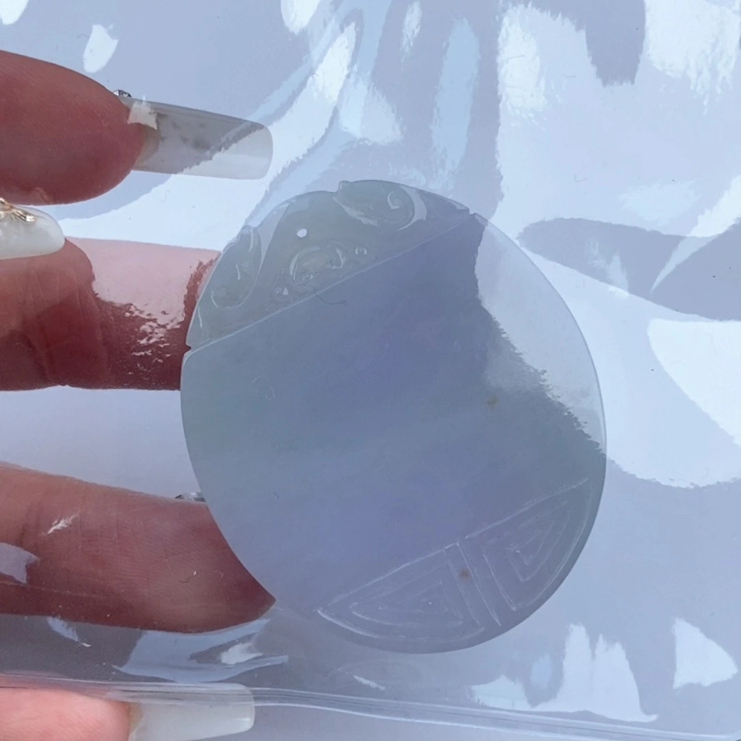 翡翠颈饰未镶嵌一***醒