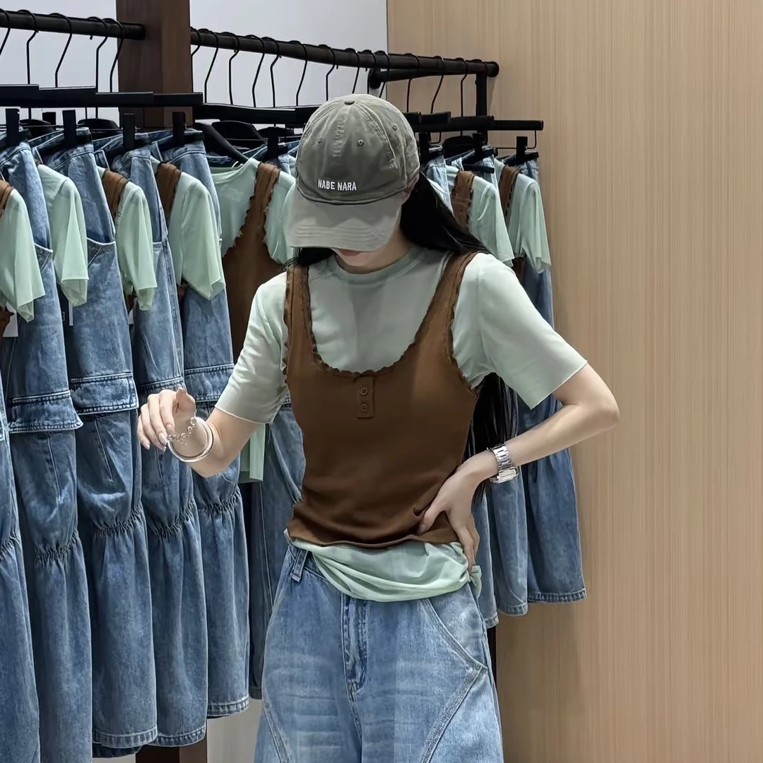 街头彩绘～韩系复古套装正肩透纱短袖T恤背心叠穿两件套