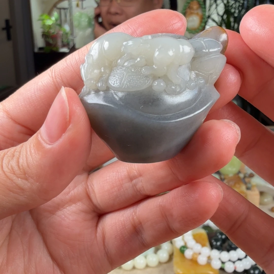老***鬼颈饰未镶嵌和田玉