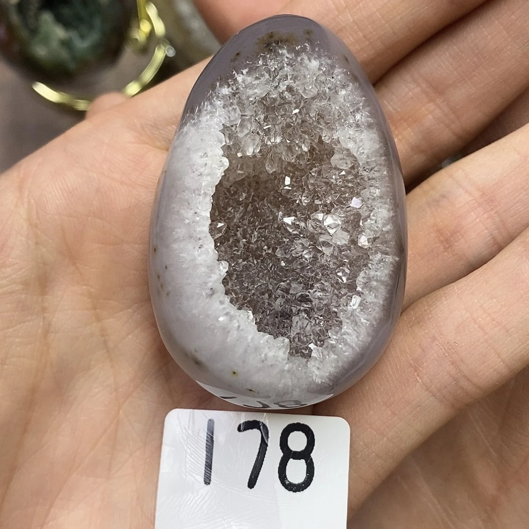 玛瑙/玉髓未镶嵌天然玛瑙龙蛋