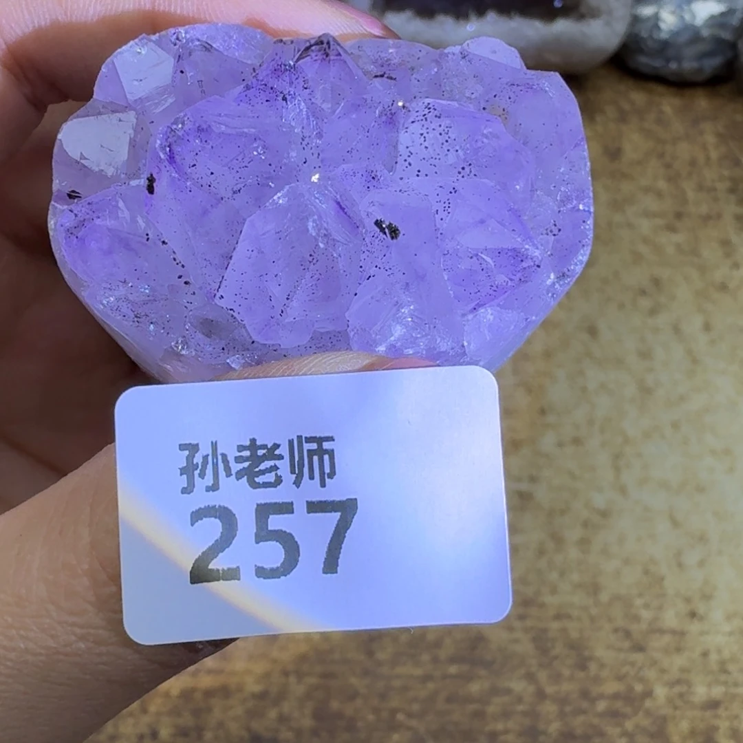 水晶大型摆件（非配饰）未镶嵌