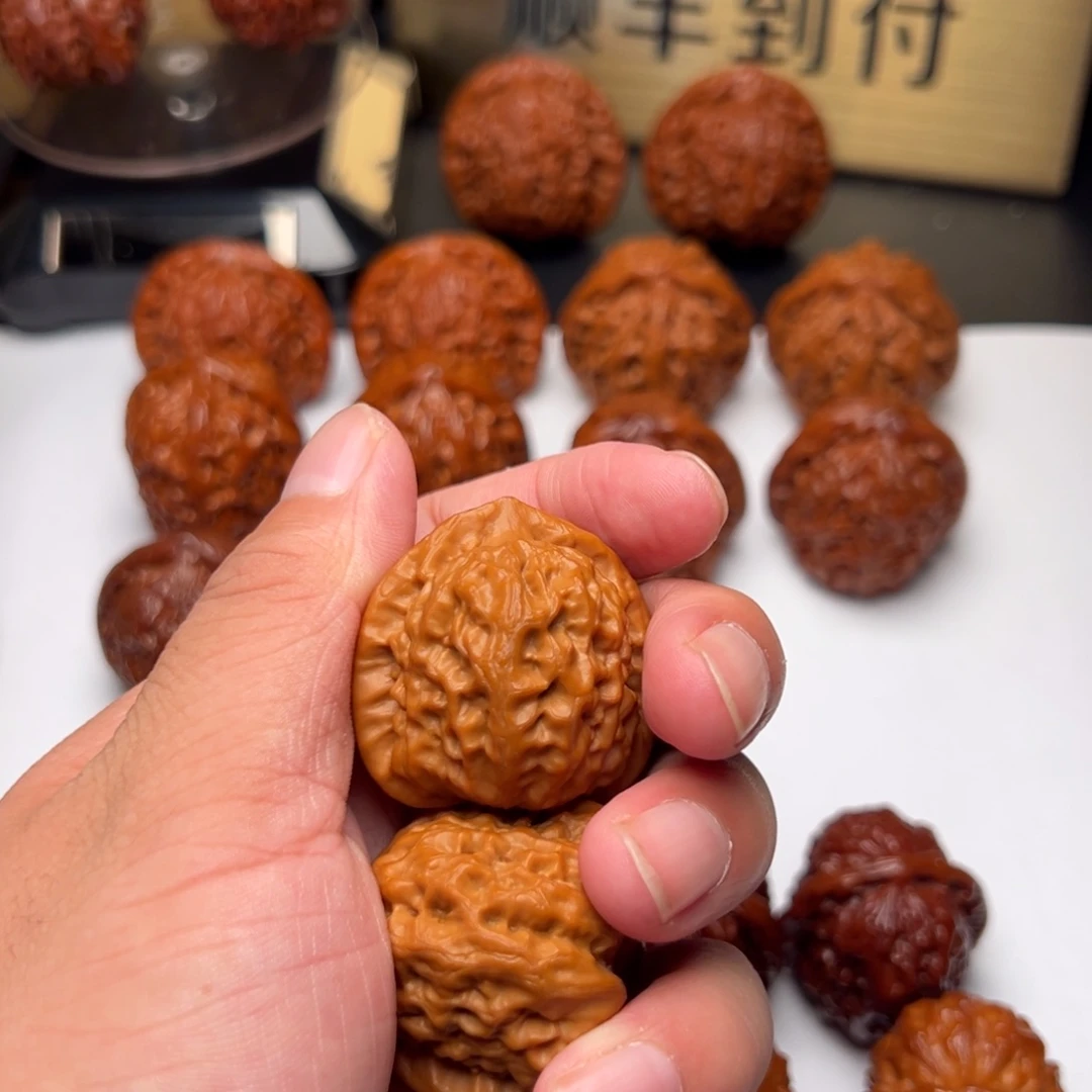 C***c吊坠文玩核桃津三对