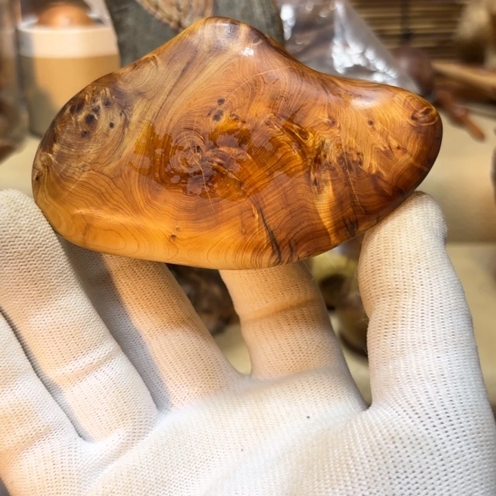 柏木（崖柏）不***雨北太行随行手把件