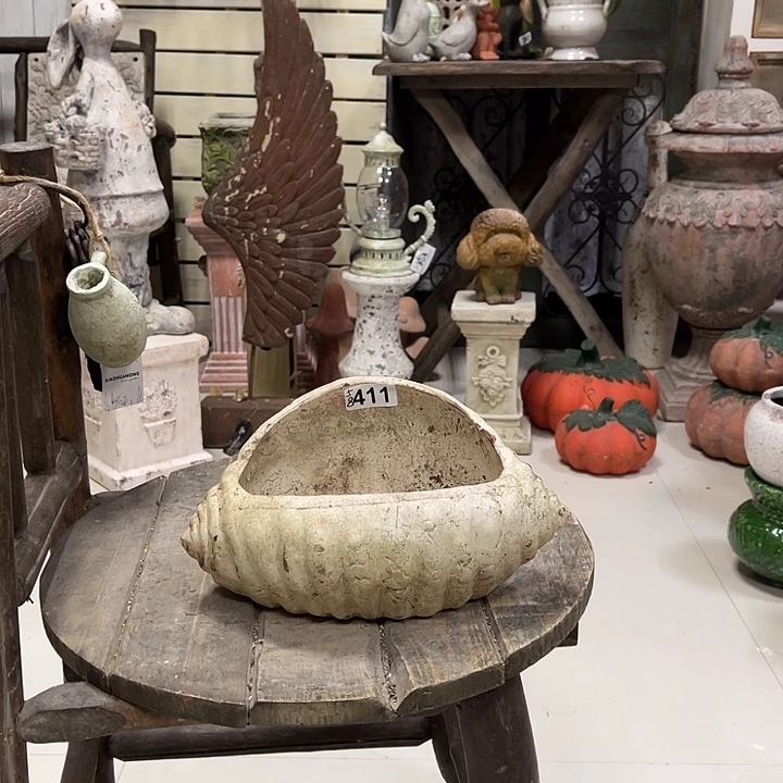 411海螺微瑕疵露天存放