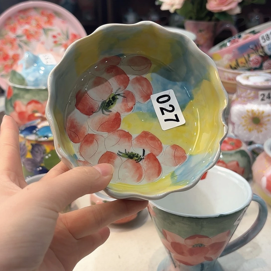 瓷片兔兔好可爱呀打