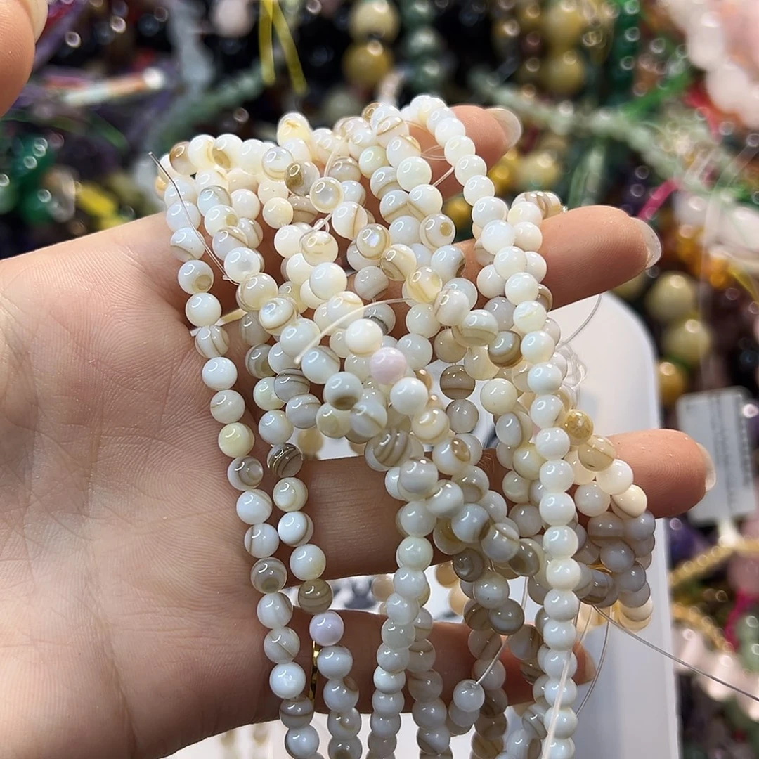 玛瑙/玉髓合金珠宝半成品天然马蹄螺。两条