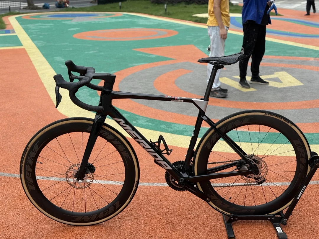 公路自行车碳纤维自行车斯特拉6000尺码52码适合173-183左右