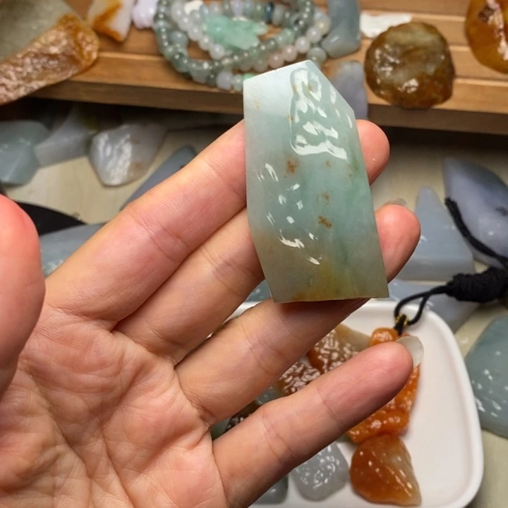 翡翠未镶嵌颈饰天然