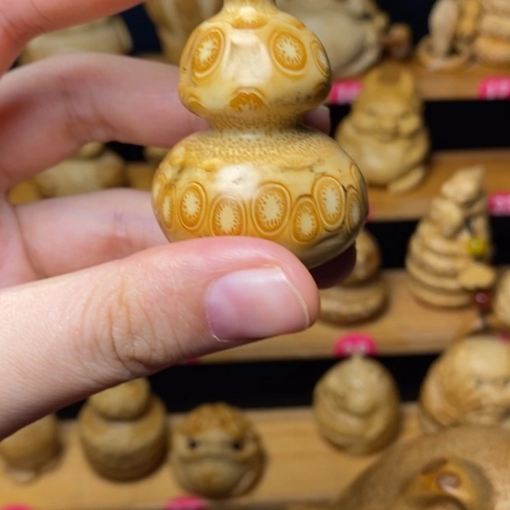 竹福禄竹雕精工制作