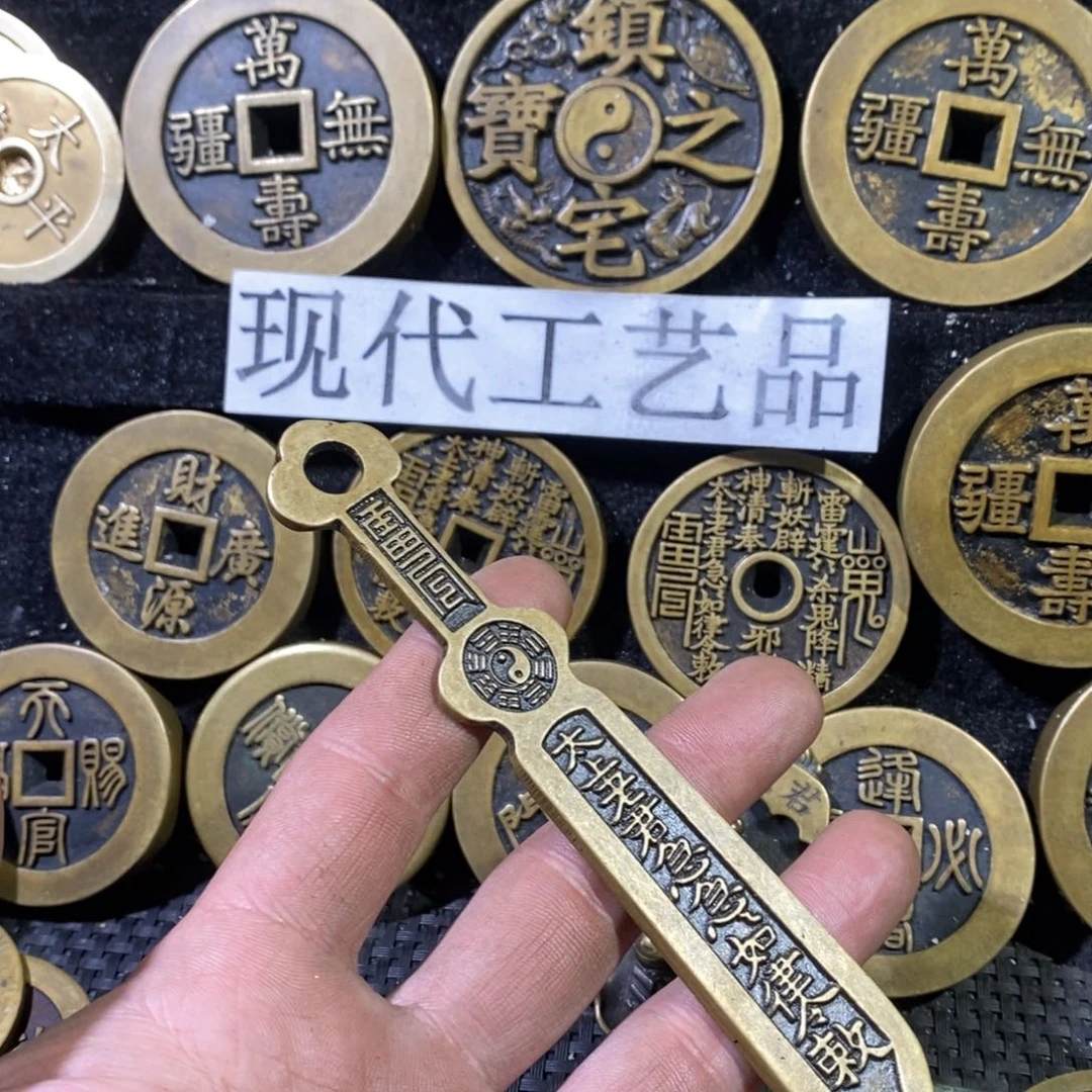 巧***力铜翻砂铸造现代工艺品