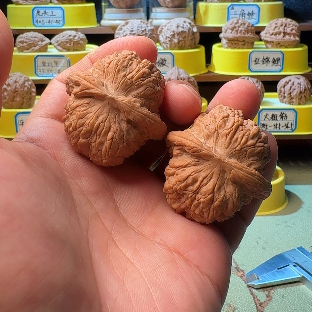 吊坠文玩核桃血麒麟42全品