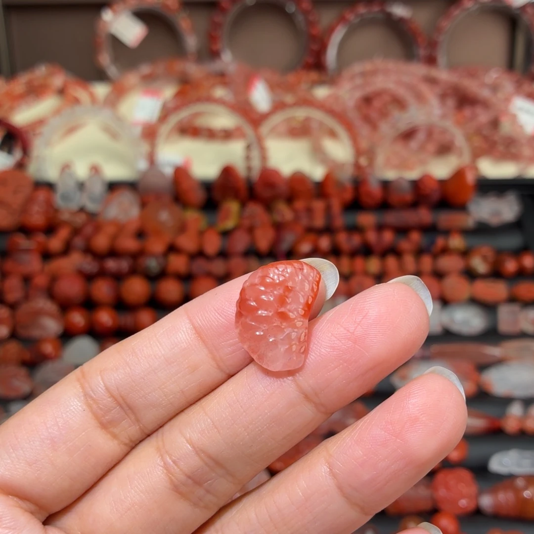 南红玛瑙未镶嵌颈饰橘子瓣