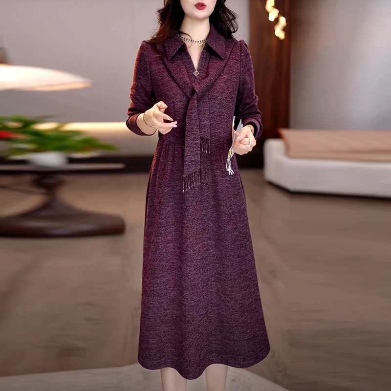 贵妃绒带围巾洋气衣服女2025秋冬季新款长袖时尚显瘦打底连衣裙子