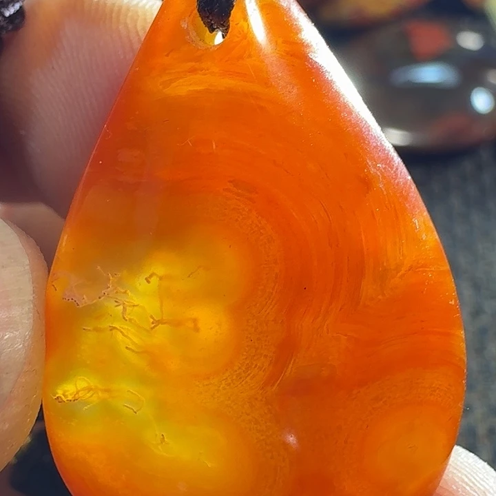 紫***来玛瑙/玉髓未镶嵌颈饰