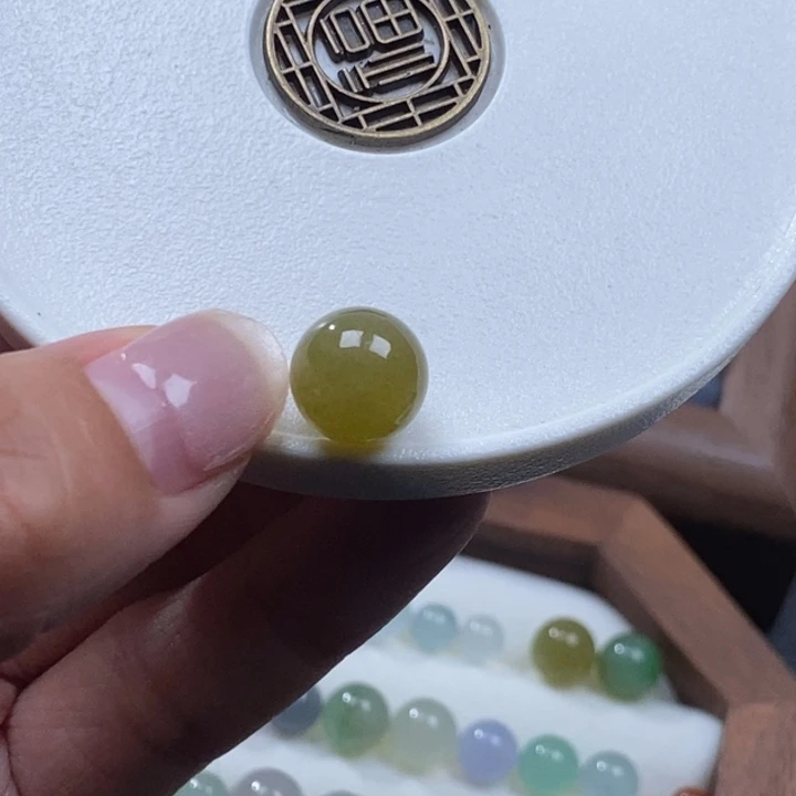 翡翠散珠10.6秋香黄天然翡翠A货散珠