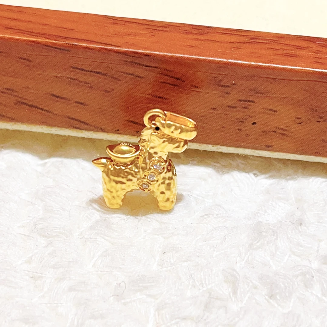 18K马上有钱款吊坠  小马D799