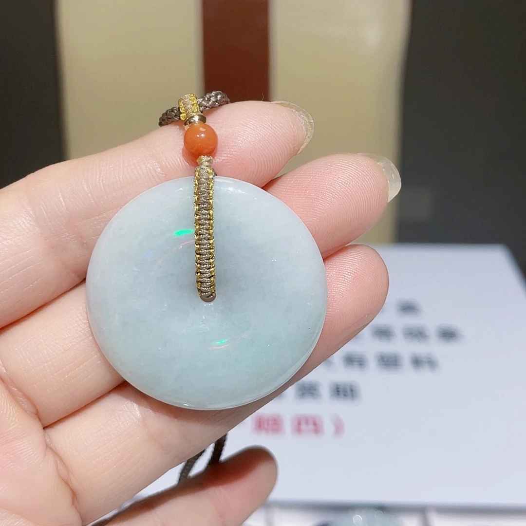 翡翠未镶嵌吊坠(赠链)A货平安扣