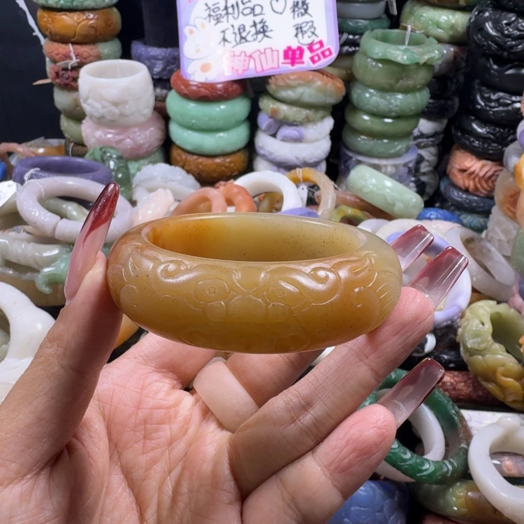 石英质玉（佘太翠）未镶嵌手镯33，55，不退换