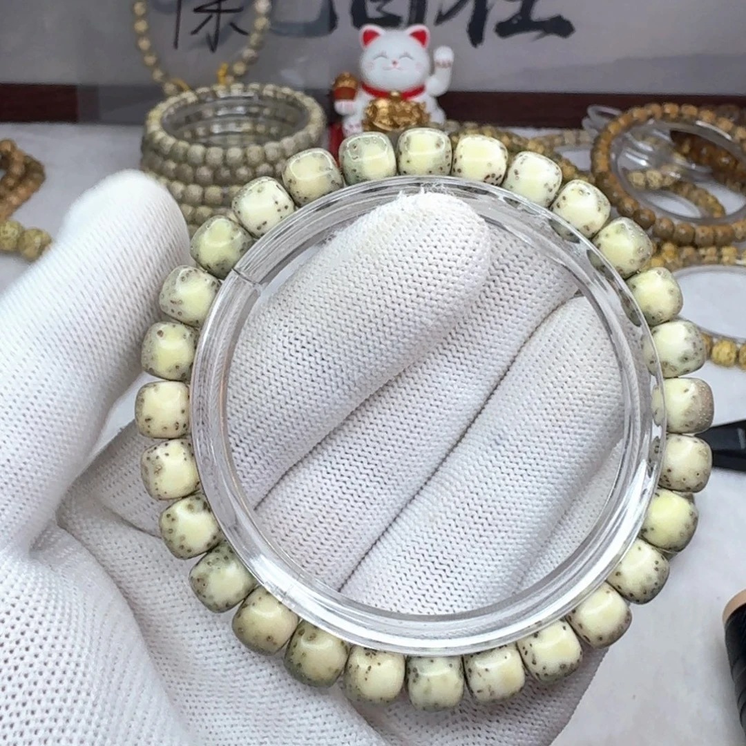 手串星月菩提8×7绿背河豚1377