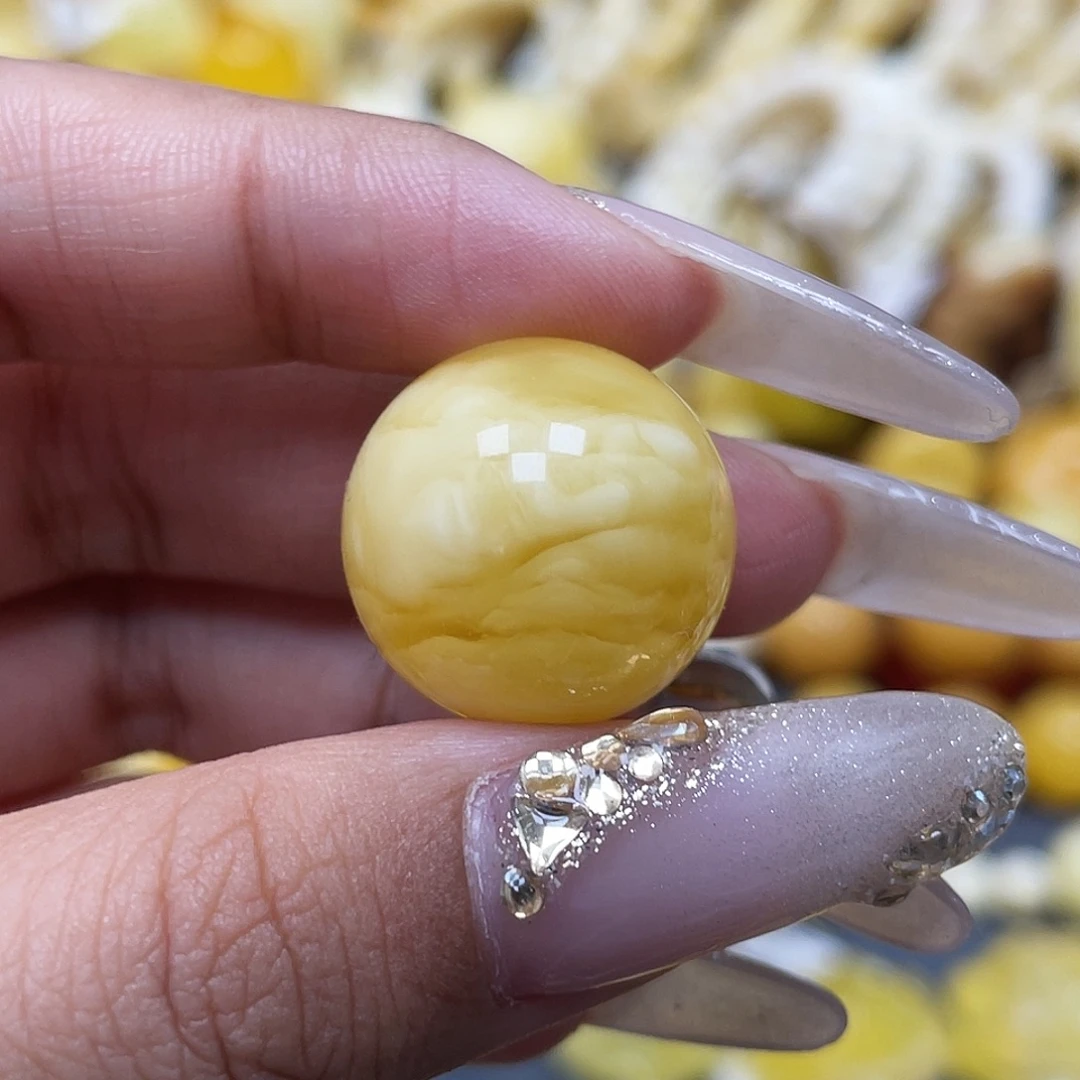 琥珀未镶嵌裸石18.6mm千层虎皮瑕