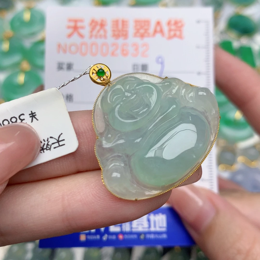 翡翠18K金镶嵌颈饰陈**?佛公