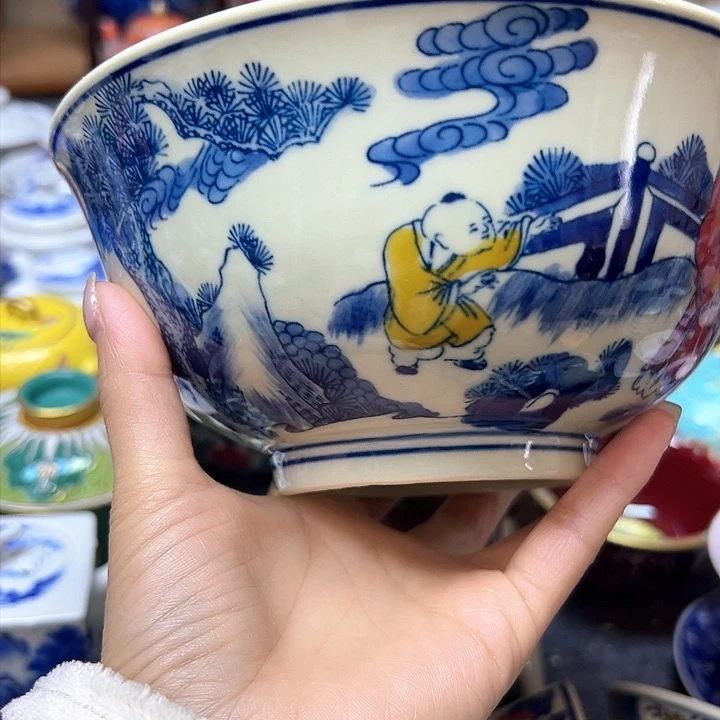 珐琅彩工艺等多种瓷器