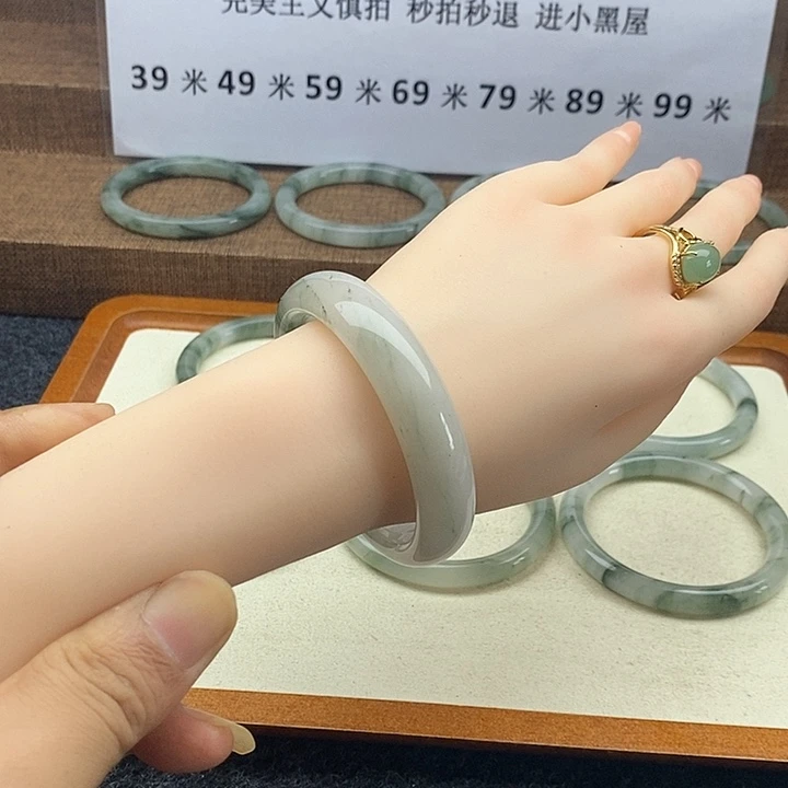 未镶嵌手镯石英质玉1094