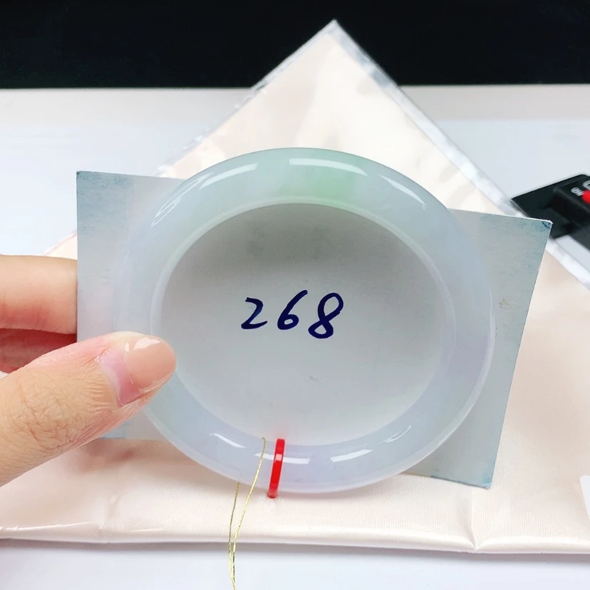 【闪购商品】翡翠手镯未镶嵌55.6圈