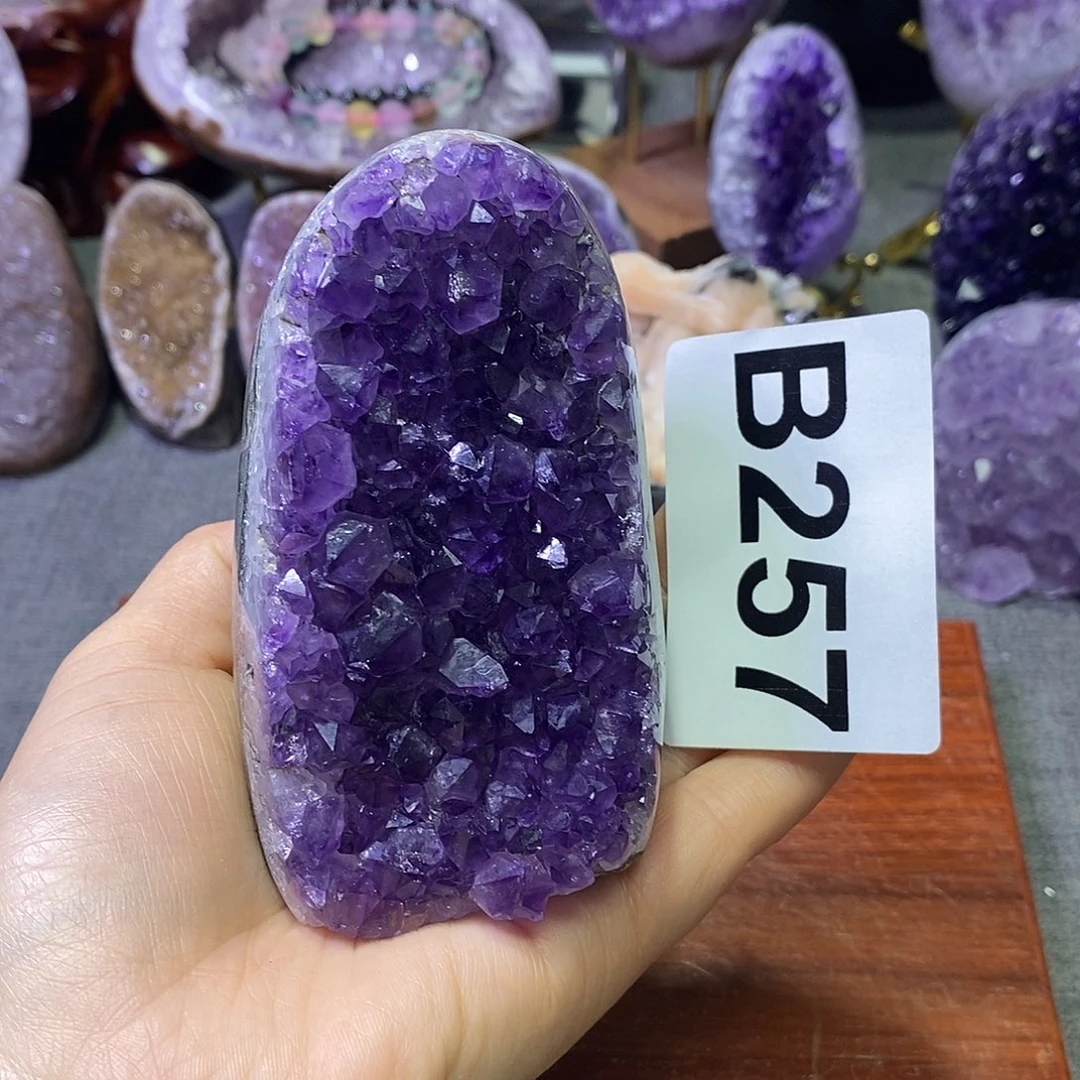 珠宝半成品未镶嵌紫晶