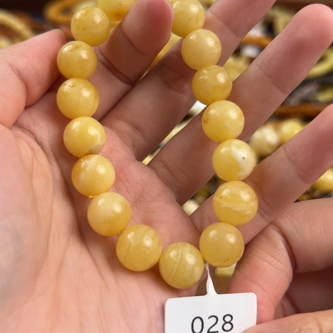 未镶嵌琥珀珠宝奇石