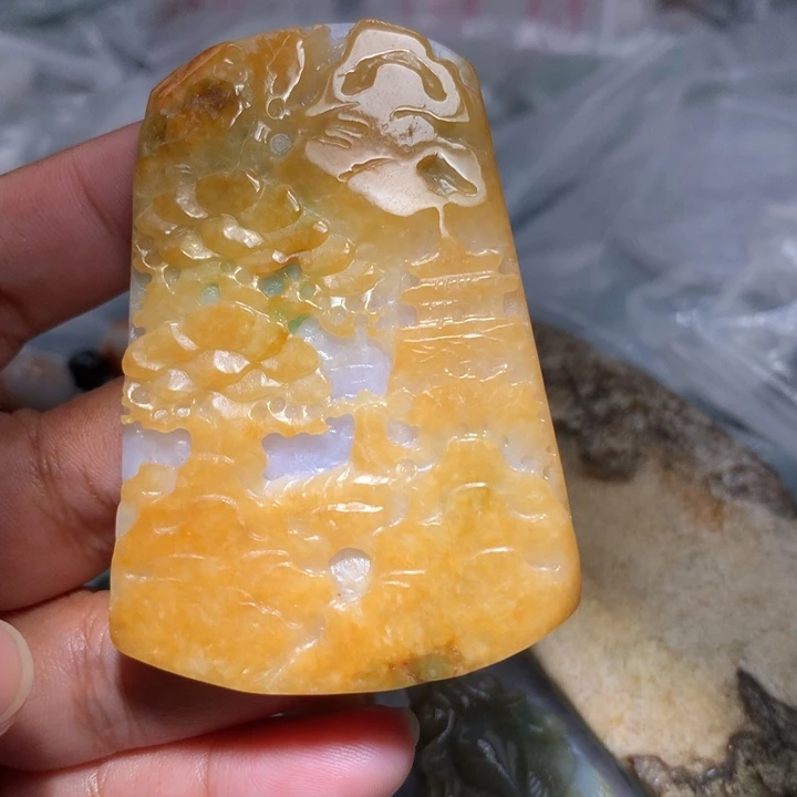 翡翠未镶嵌颈饰保真天然A货翡翠